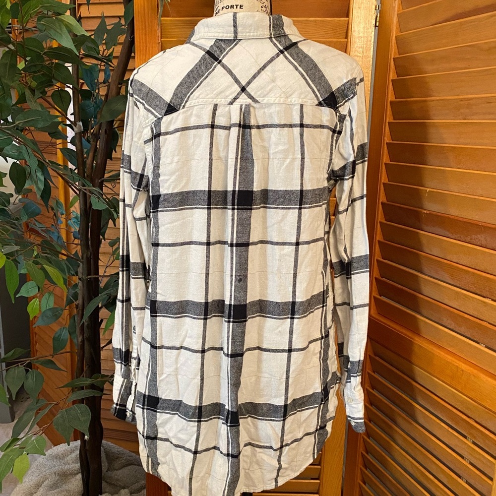 Flannel - Picture 2 of 3